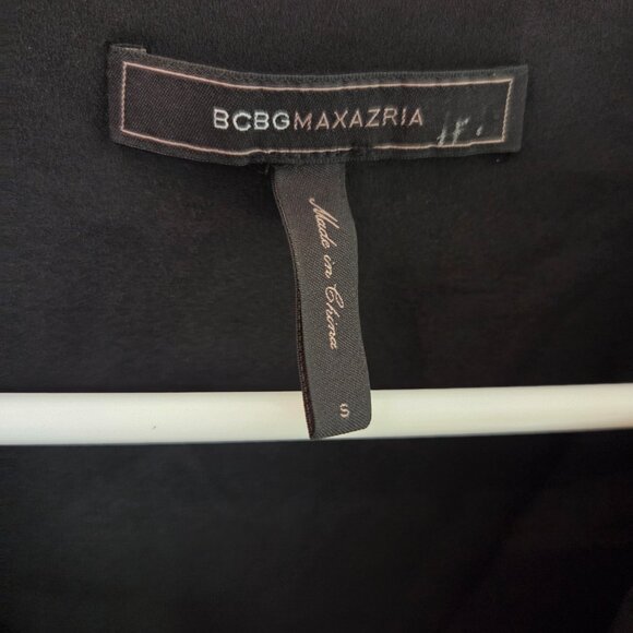 BCBG MAX AZRIA Zippered Black Sleeveless Top from set of Lost Girl TV show - Picture 5 of 6